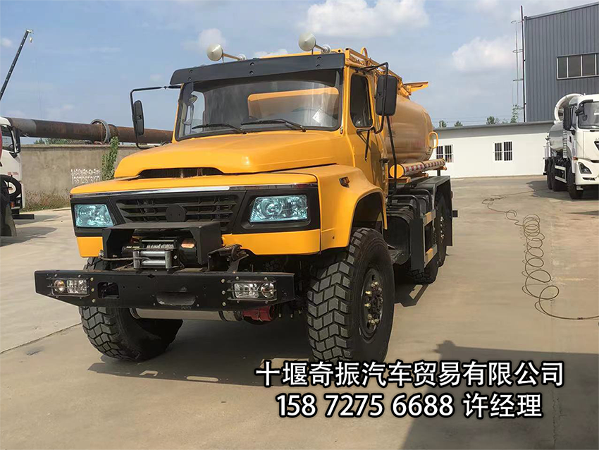 东风6×6六驱尖头油罐车 4.2m 货箱山区矿区油料专用配送车