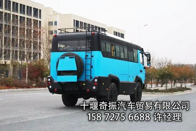 东风单轮四驱21座巴士190马力 全地形通用